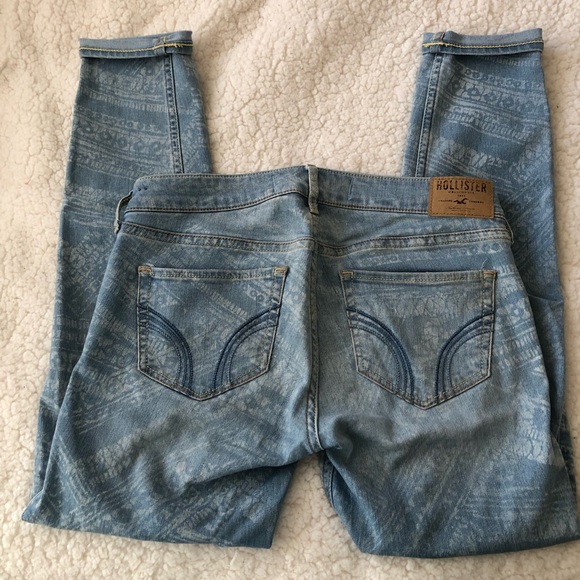 Hollister Aztec Light Blue Denim Stretchy Jeans - Picture 2 of 4